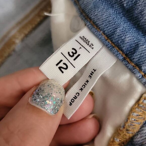 LOFT The Kick Crop Light Wash Frayed Hem Denim Jeans 12 - Picture 8 of 12